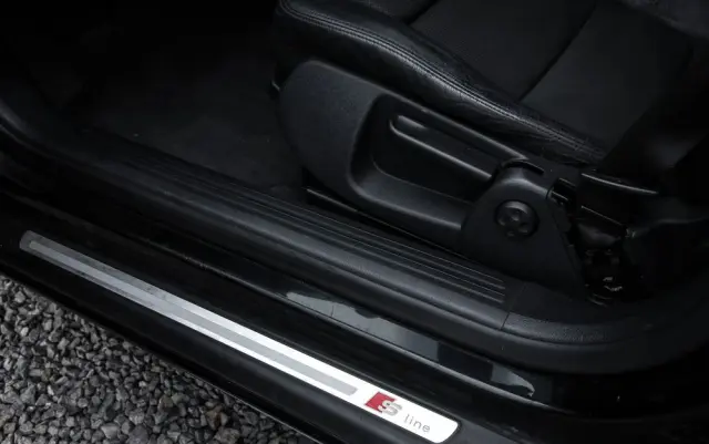 AUDI A6 Avant 3.0 TDI DPF quattro tiptronic