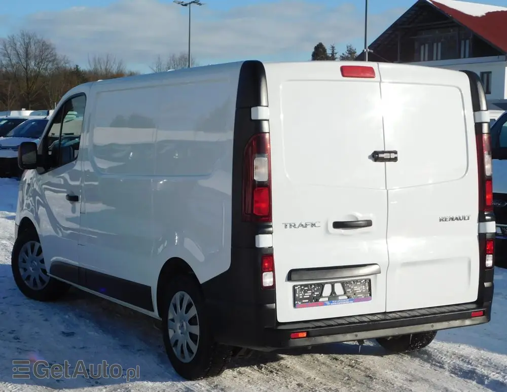 RENAULT Trafic 