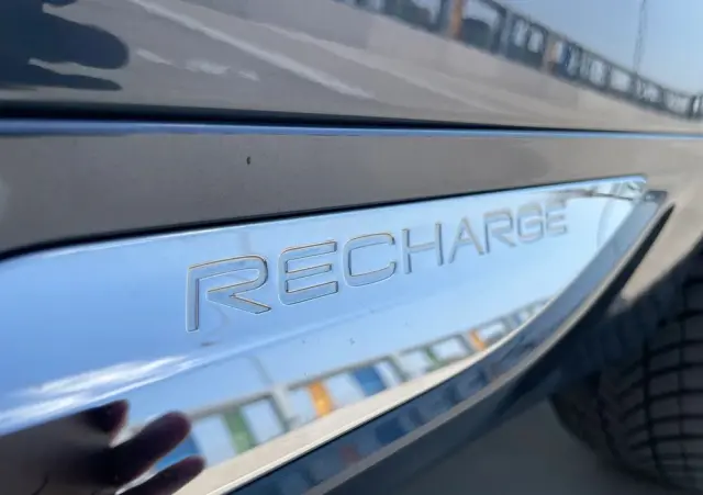VOLVO XC 60 T8 Plug-In Hybrid AWD Inscription