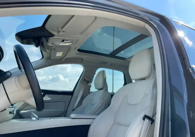 VOLVO XC 60 T8 Plug-In Hybrid AWD Inscription