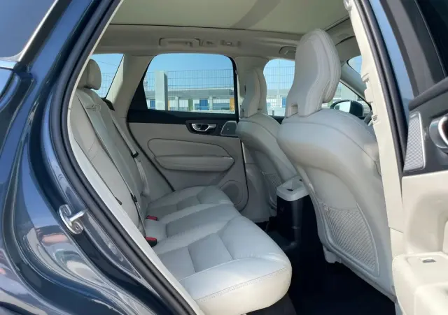 VOLVO XC 60 T8 Plug-In Hybrid AWD Inscription