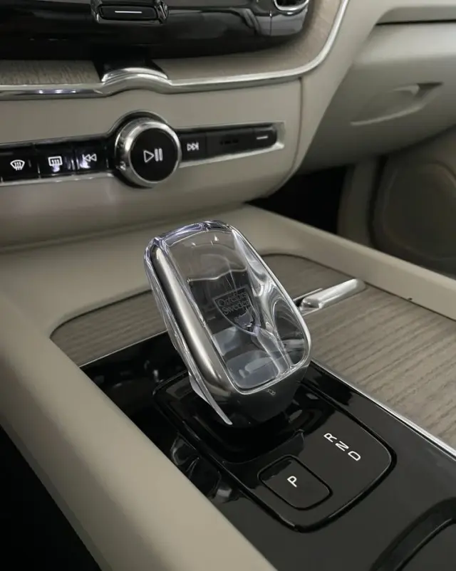 VOLVO XC 60 T8 Plug-In Hybrid AWD Inscription