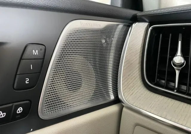 VOLVO XC 60 T8 Plug-In Hybrid AWD Inscription