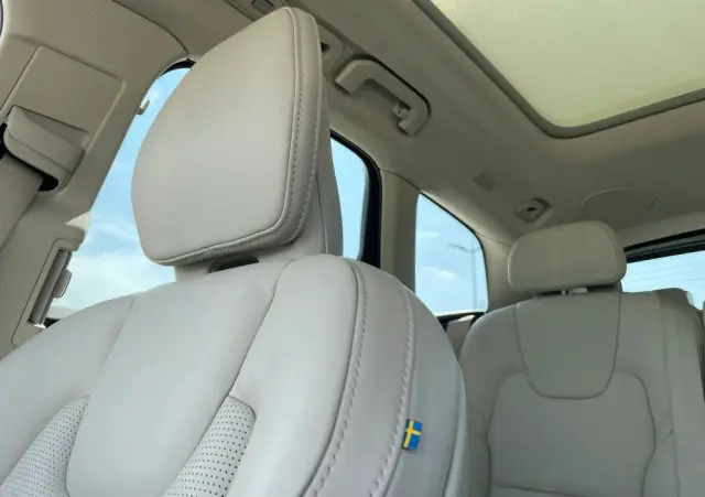 VOLVO XC 60 T8 Plug-In Hybrid AWD Inscription