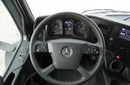 MERCEDES-BENZ Antos 
