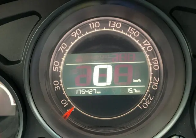 CITROËN C4 1.6 BlueHDi Feel Edition