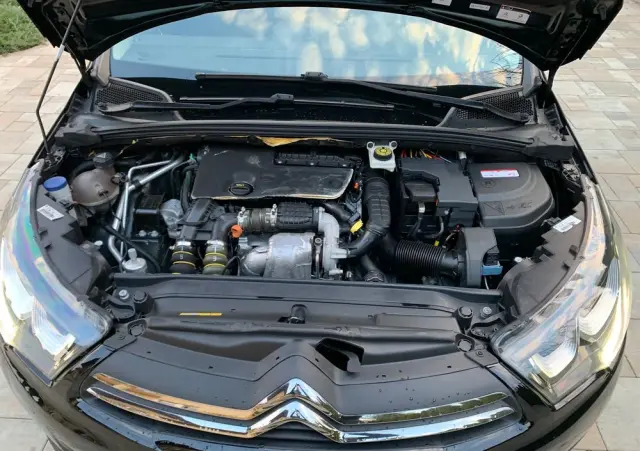 CITROËN C4 1.6 BlueHDi Feel Edition