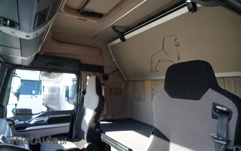 MAN TGX 26.460 / ZESTAW TANDEM PRZEJAZDOWY / 120 M3 / OŚ PODNOSZONA / OŚ SKRĘTNA / + PRZYCZEPA FRUEHAUF / OSIE SAF 