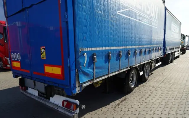 MAN TGX 26.460 / ZESTAW TANDEM PRZEJAZDOWY / 120 M3 / OŚ PODNOSZONA / OŚ SKRĘTNA / + PRZYCZEPA FRUEHAUF / OSIE SAF 