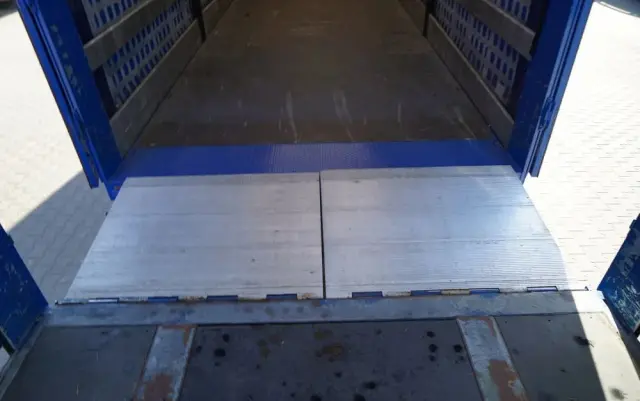 MAN TGX 26.460 / ZESTAW TANDEM PRZEJAZDOWY / 120 M3 / OŚ PODNOSZONA / OŚ SKRĘTNA / + PRZYCZEPA FRUEHAUF / OSIE SAF 