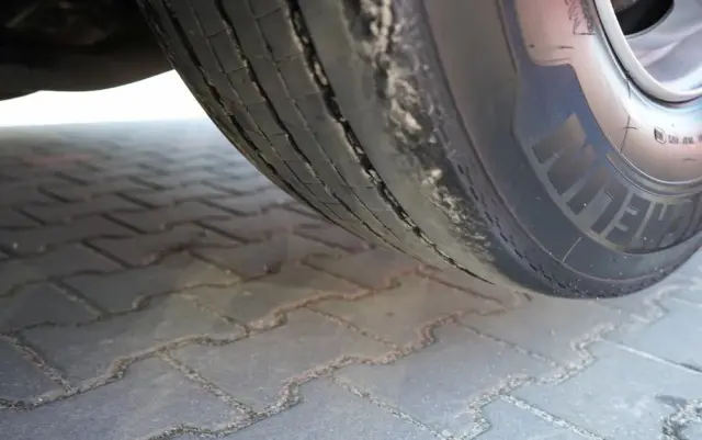 MAN TGX 26.460 / ZESTAW TANDEM PRZEJAZDOWY / 120 M3 / OŚ PODNOSZONA / OŚ SKRĘTNA / + PRZYCZEPA FRUEHAUF / OSIE SAF 