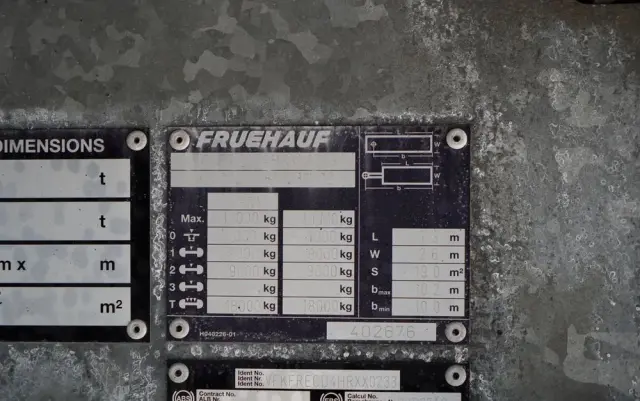 MAN TGX 26.460 / ZESTAW TANDEM PRZEJAZDOWY / 120 M3 / OŚ PODNOSZONA / OŚ SKRĘTNA / + PRZYCZEPA FRUEHAUF / OSIE SAF 