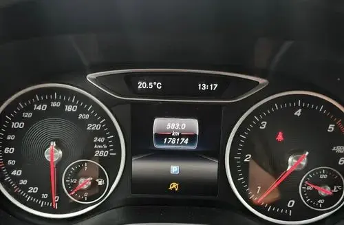 MERCEDES-BENZ Klasa A 