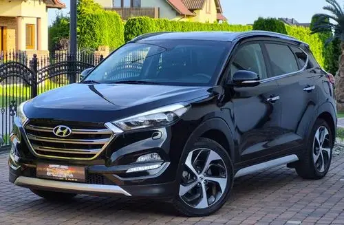 HYUNDAI Tucson 