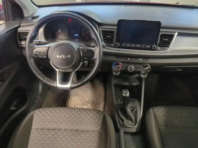 KIA Rio M