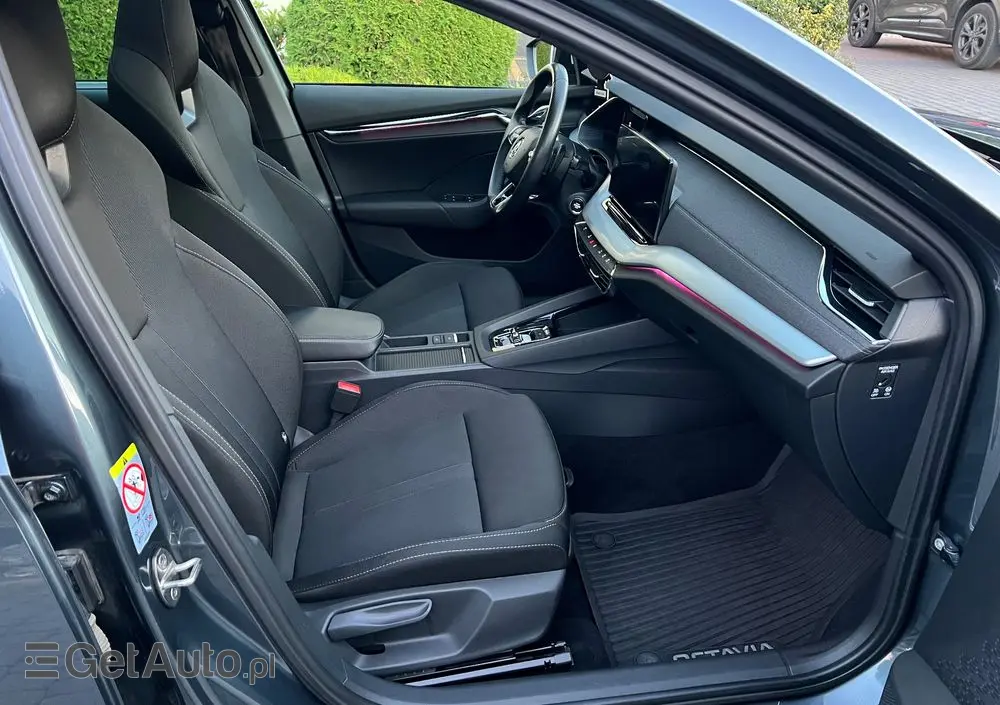 SKODA Octavia 2.0 TDI 4x4 Style DSG