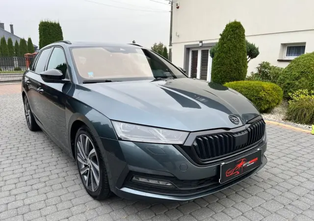 SKODA Octavia 2.0 TDI 4x4 Style DSG