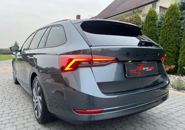 SKODA Octavia 2.0 TDI 4x4 Style DSG