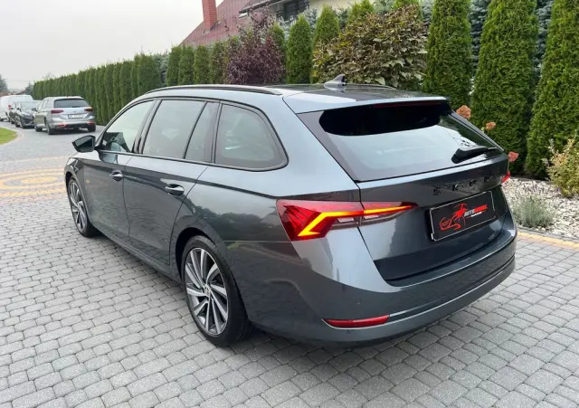 SKODA Octavia 2.0 TDI 4x4 Style DSG