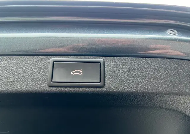 SKODA Octavia 2.0 TDI 4x4 Style DSG