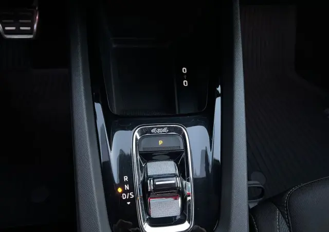 SKODA Octavia 2.0 TDI 4x4 Style DSG