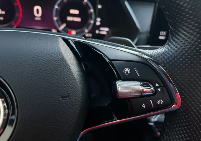 SKODA Octavia 2.0 TDI 4x4 Style DSG