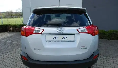 TOYOTA Rav 4 