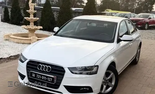 AUDI A4 
