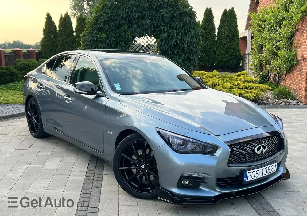 INFINITI Q50 Hybrid Premium