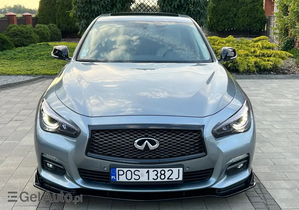 INFINITI Q50 Hybrid Premium