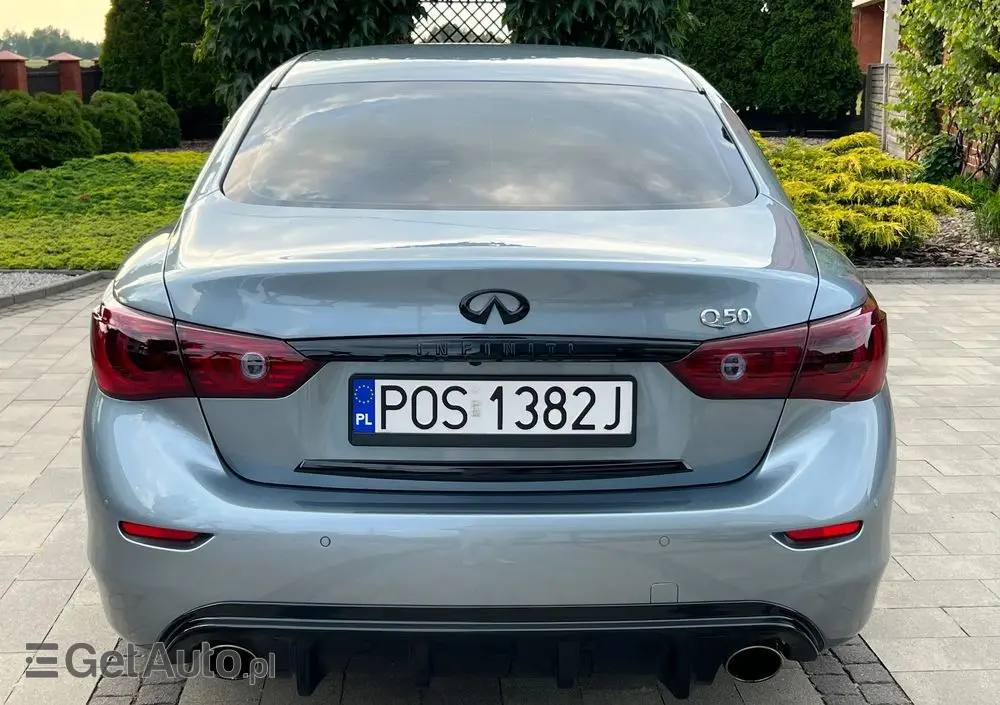 INFINITI Q50 Hybrid Premium