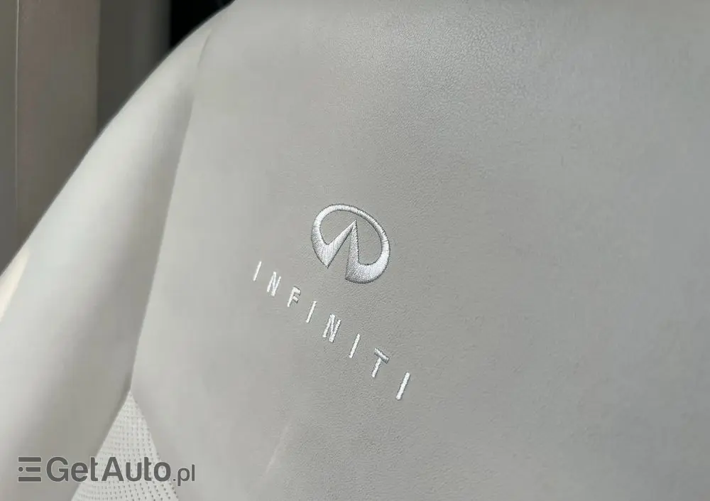 INFINITI Q50 Hybrid Premium