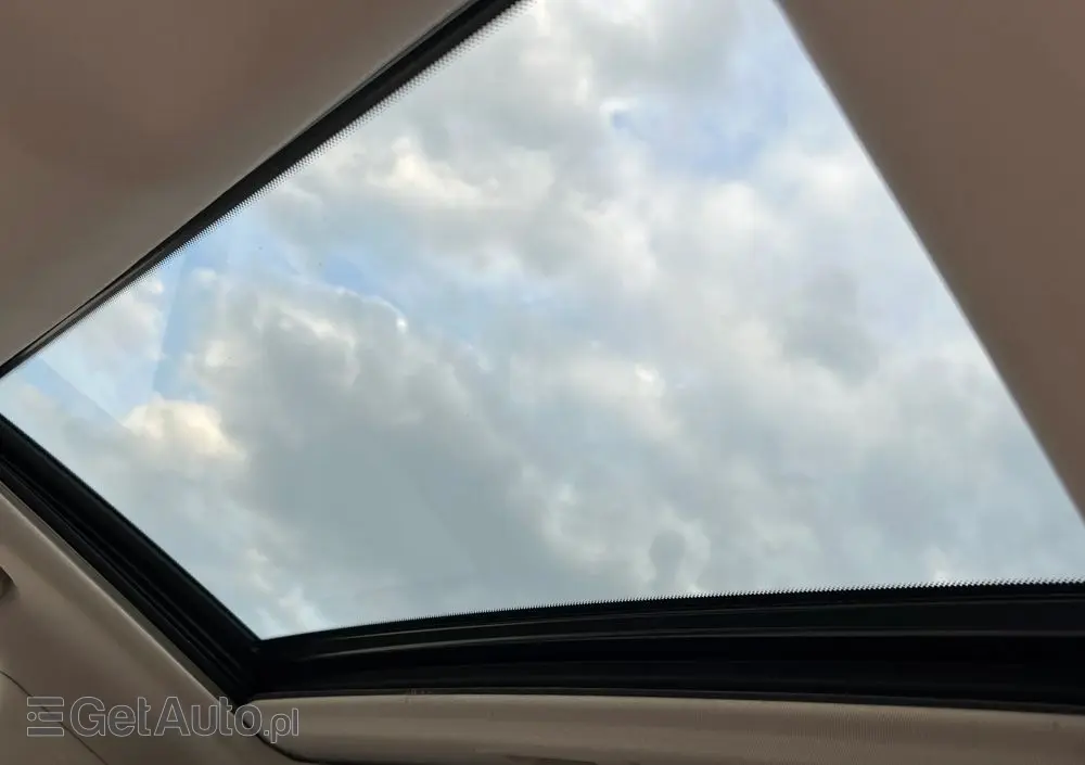 INFINITI Q50 Hybrid Premium