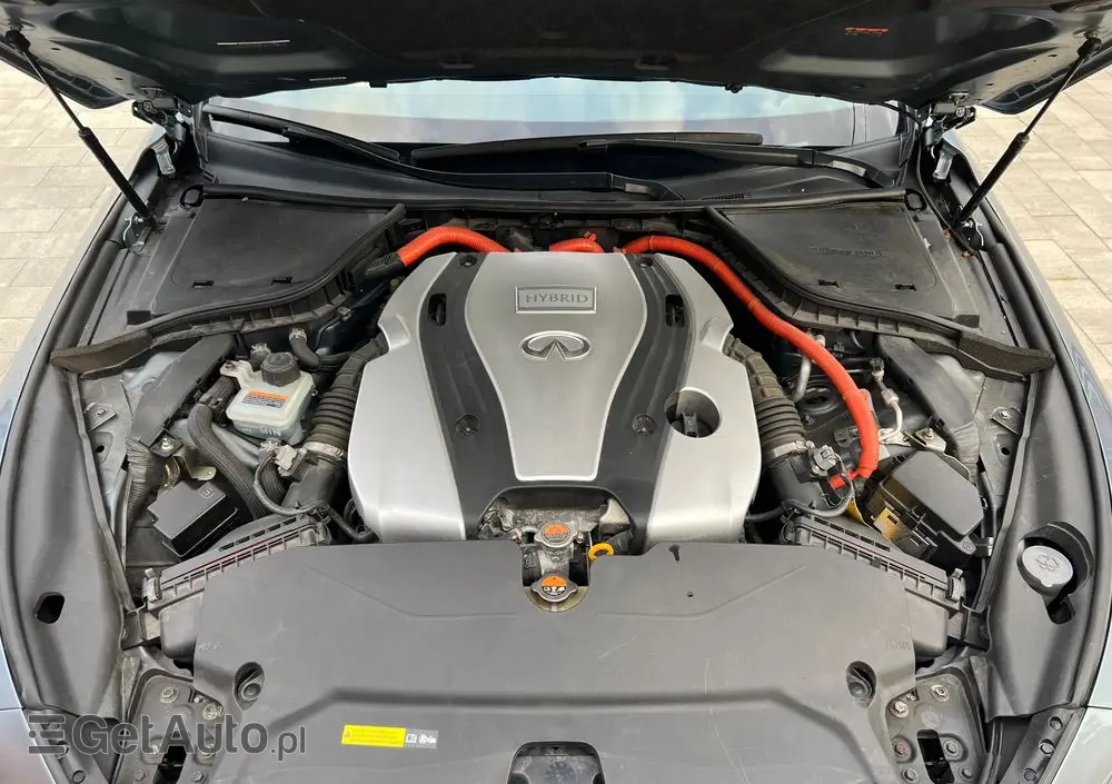 INFINITI Q50 Hybrid Premium