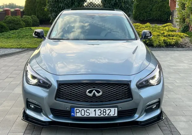 INFINITI Q50 Hybrid Premium