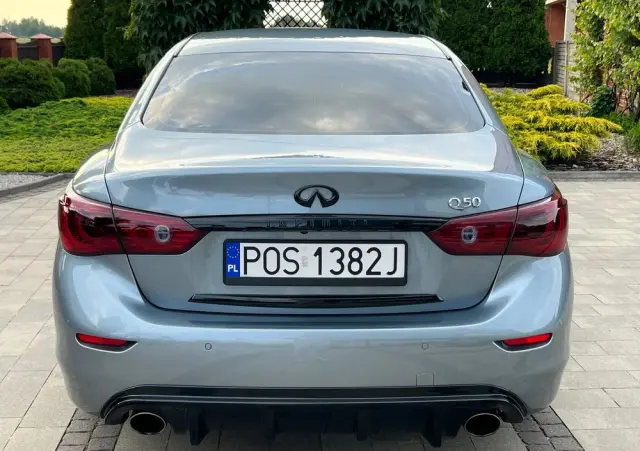 INFINITI Q50 Hybrid Premium