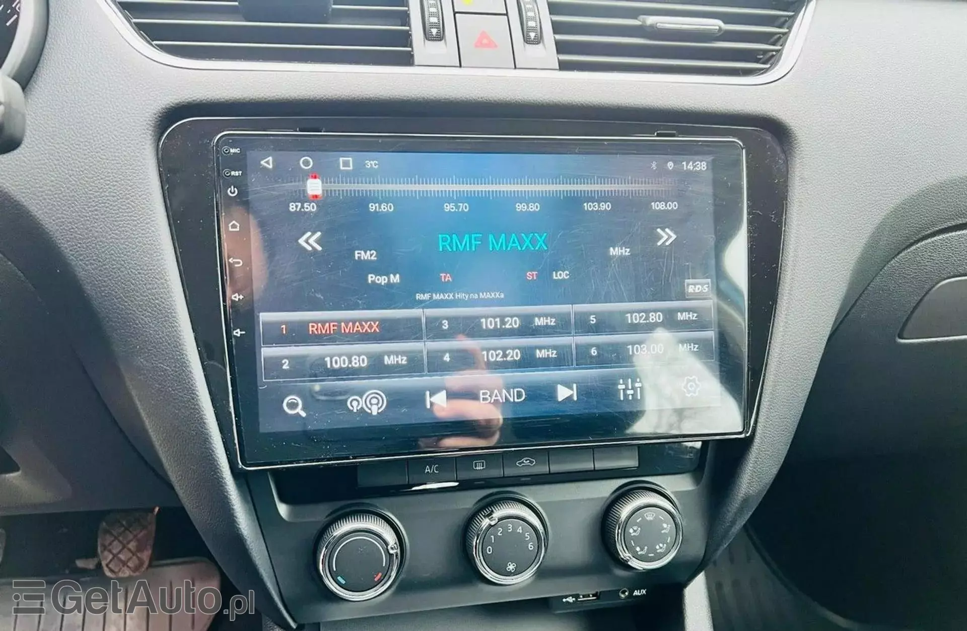 SKODA Octavia 