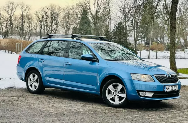 SKODA Octavia 