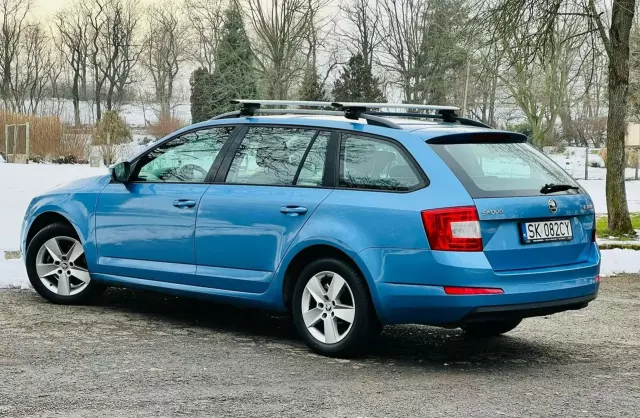 SKODA Octavia 