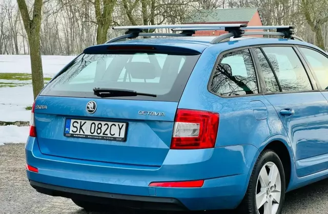 SKODA Octavia 