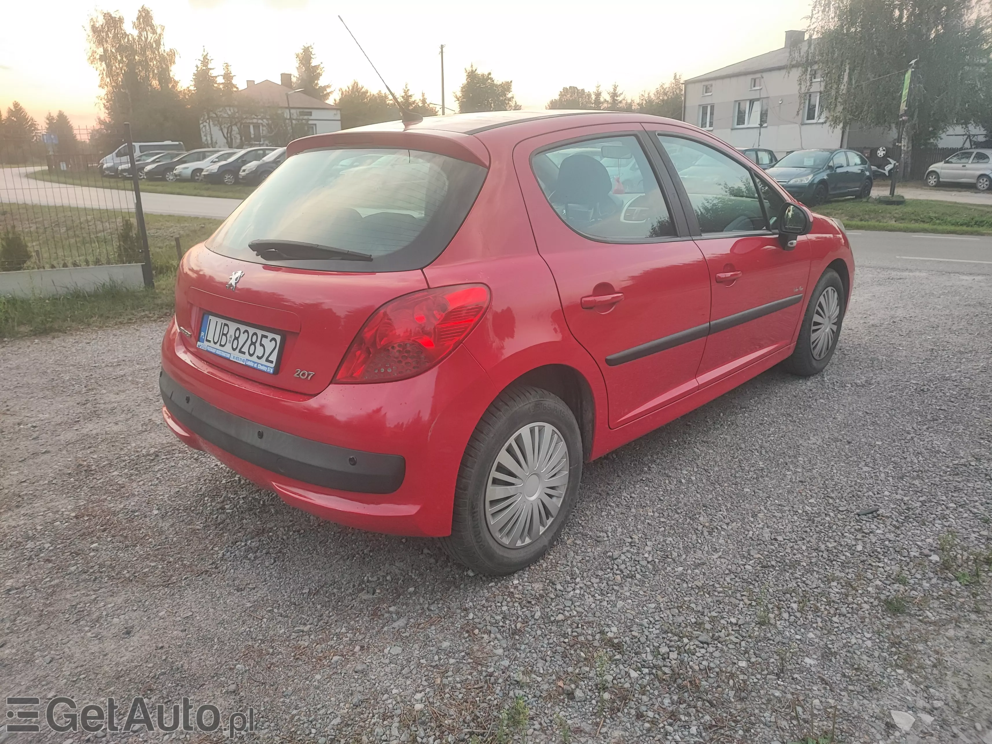 PEUGEOT 207 