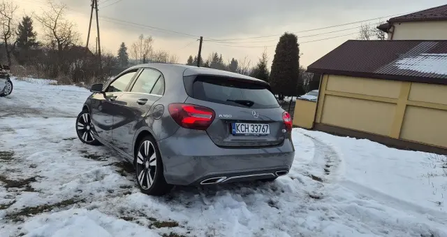 MERCEDES-BENZ Klasa A 180 7G-DCT Urban