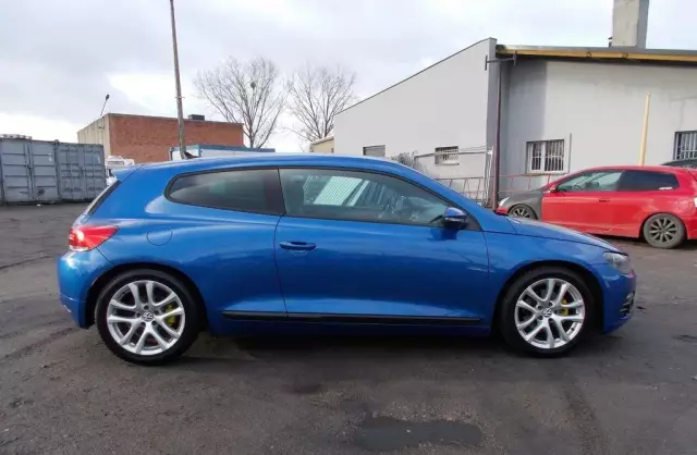 VOLKSWAGEN Scirocco 