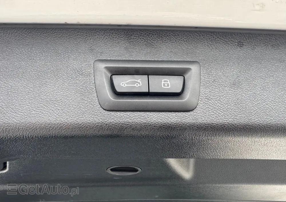 BMW Seria 5 530i xDrive mHEV M Sport sport