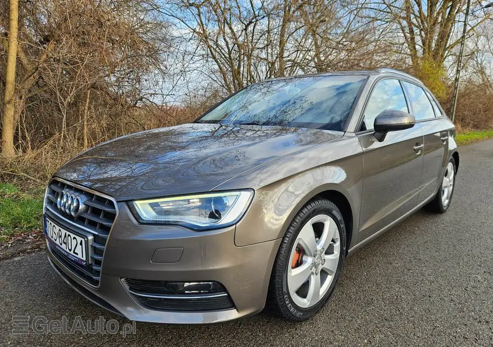 AUDI A3 Sportback 