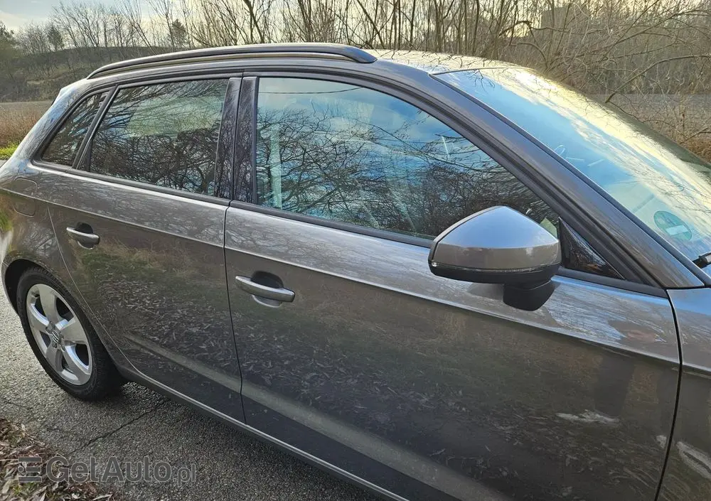 AUDI A3 Sportback 