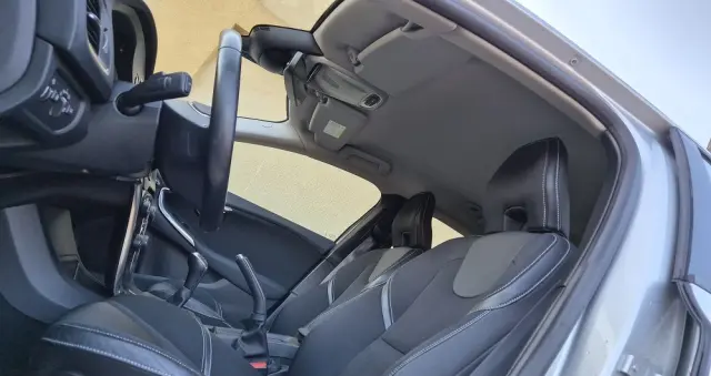 VOLVO V40 D2 Momentum