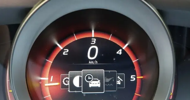 VOLVO V40 D2 Momentum