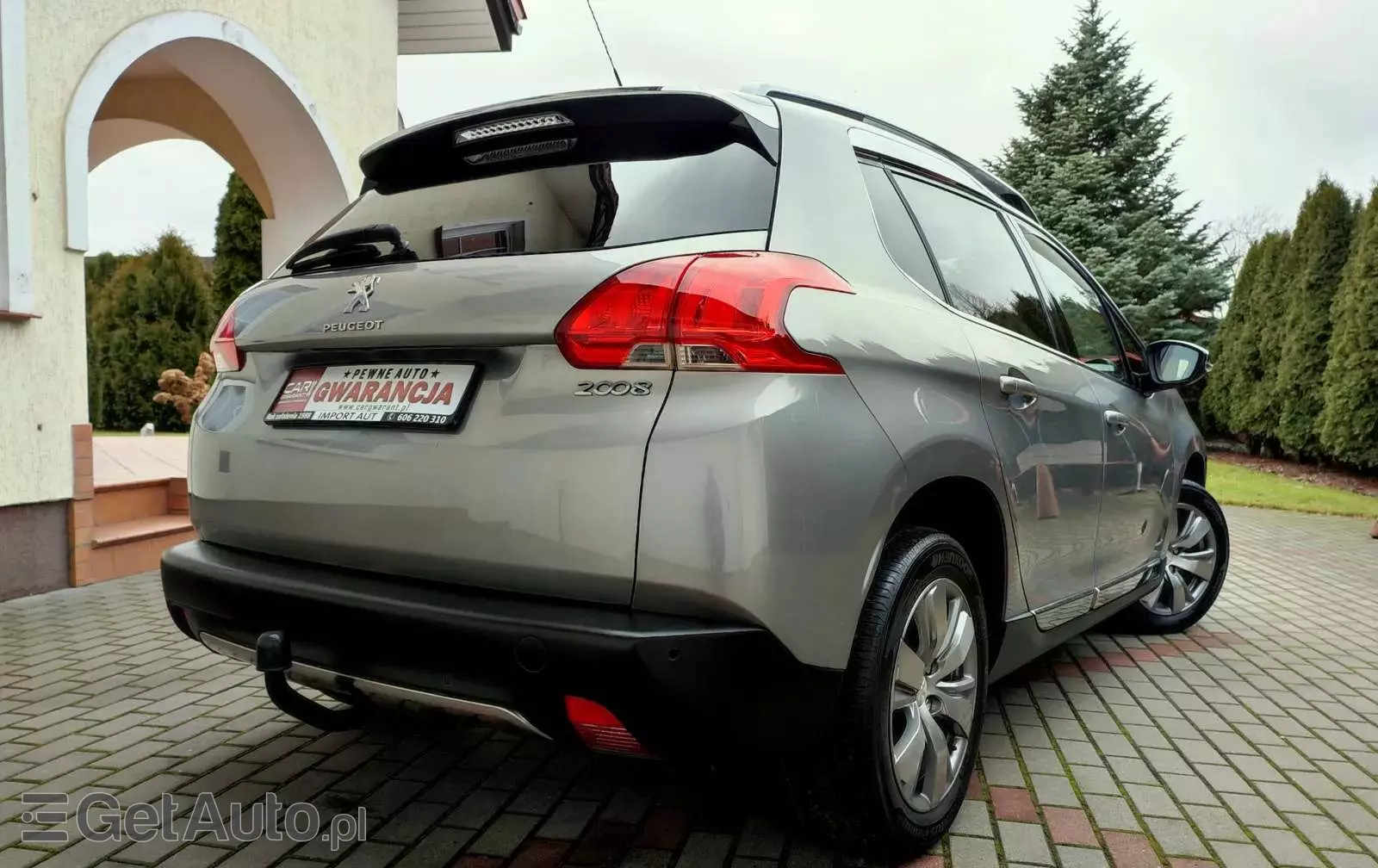 PEUGEOT 2008 PureTech 82 Allure