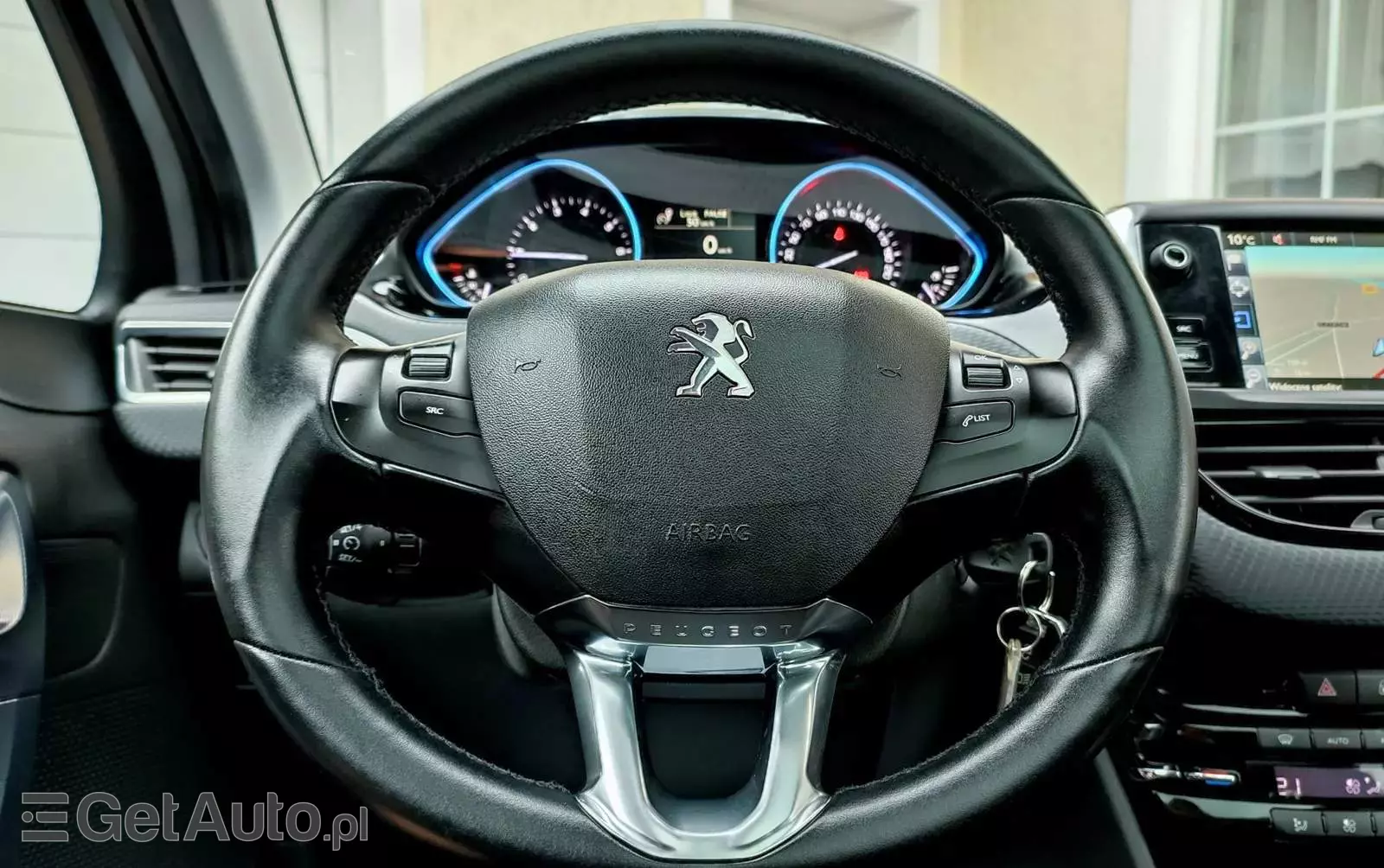 PEUGEOT 2008 PureTech 82 Allure